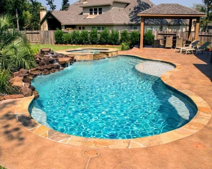 Hard Water & Calcium Scale in Texas Pools
